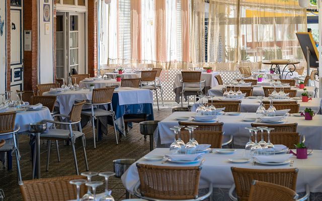 Restaurants & dining rooms &mdash; commercial cleaning by A-Z Manhattan Cleaning